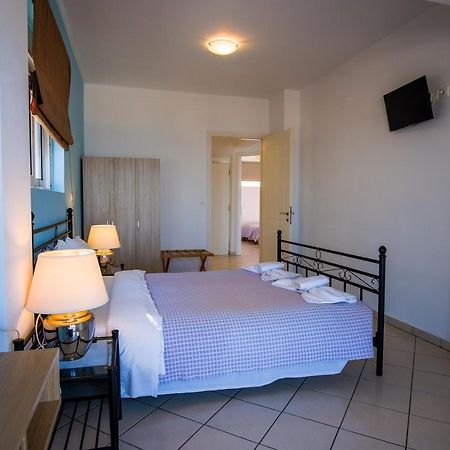 Blue Villas Agia Marina Exterior foto
