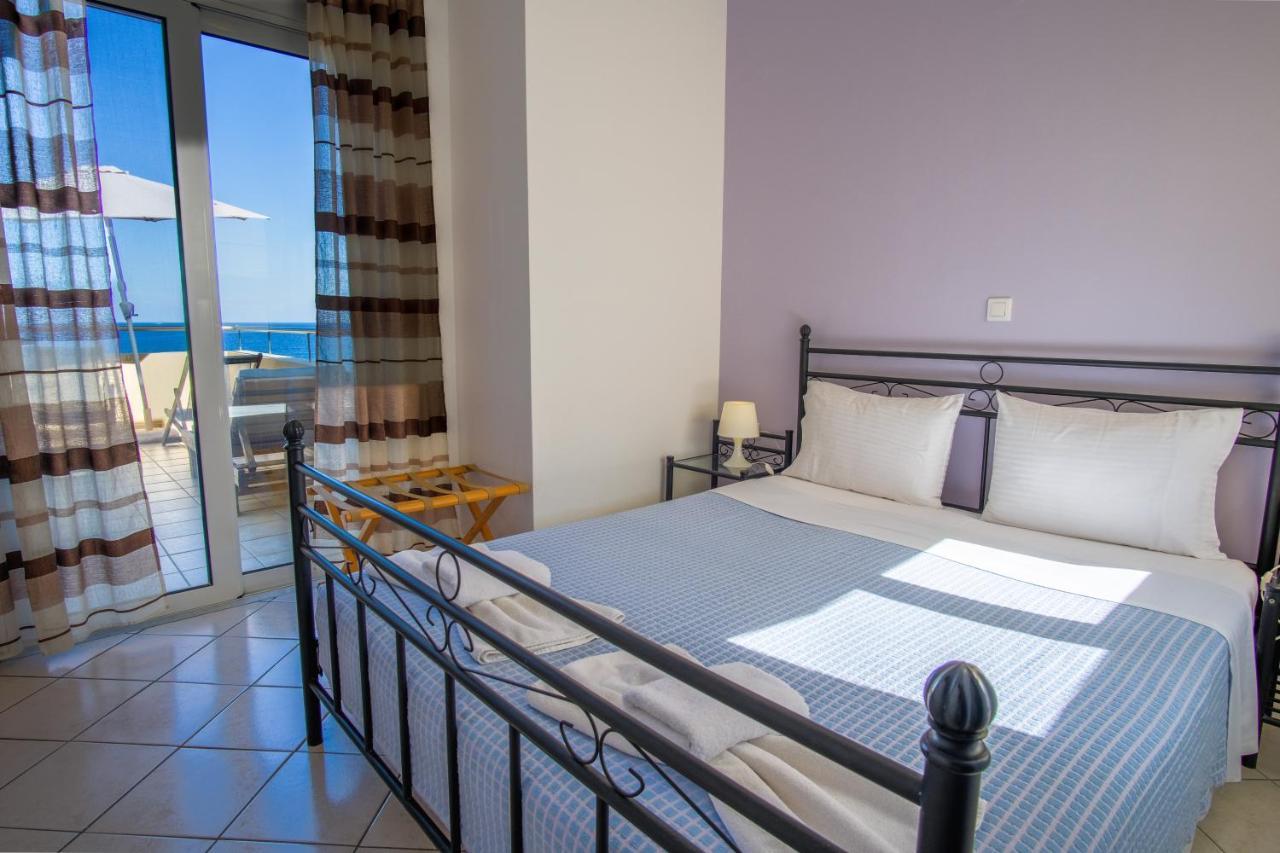 Blue Villas Agia Marina Exterior foto